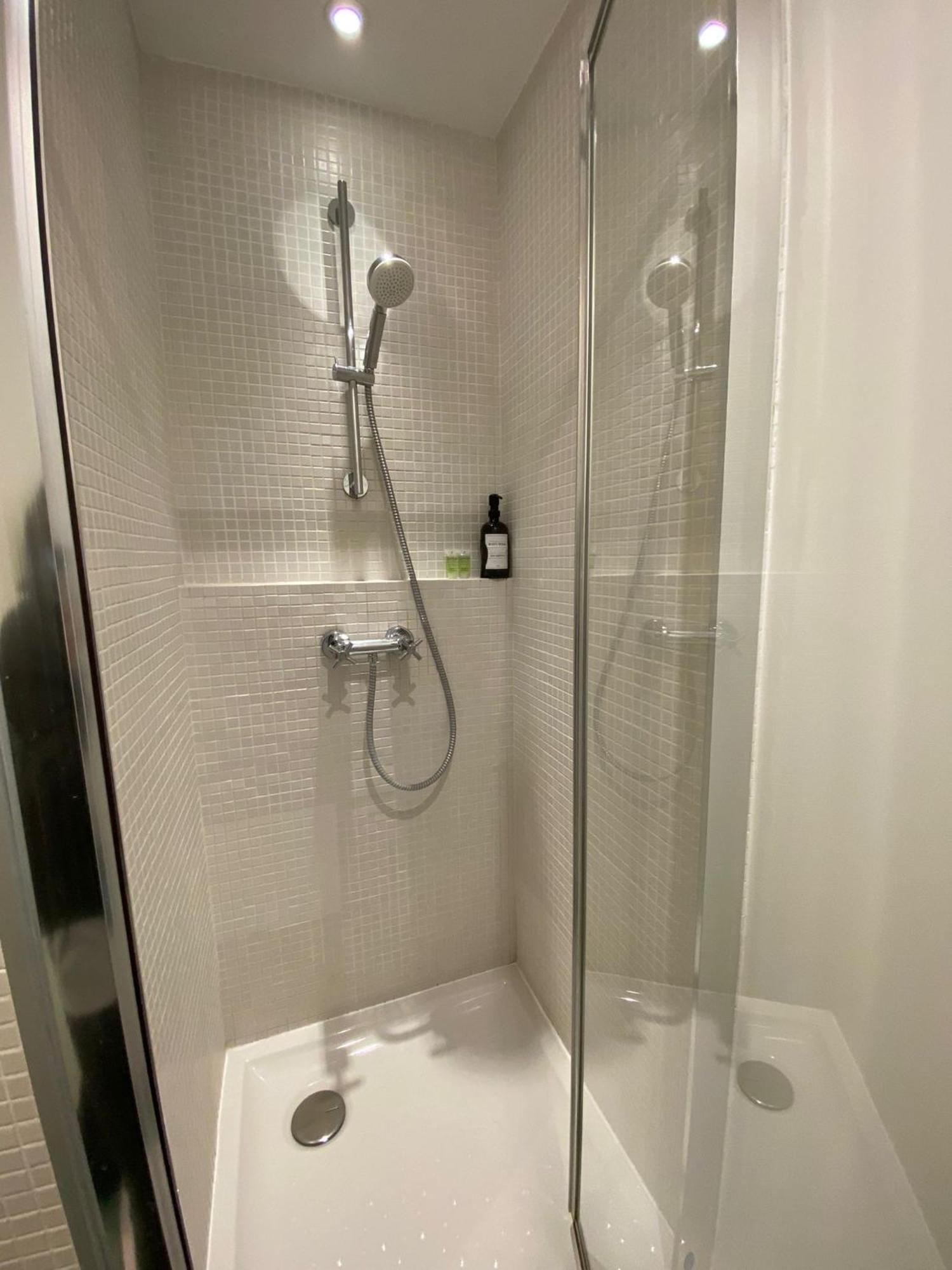 פריז Cozy Studio 10 Min From Eiffel Tower Invalides Beaugrenelle מראה חיצוני תמונה