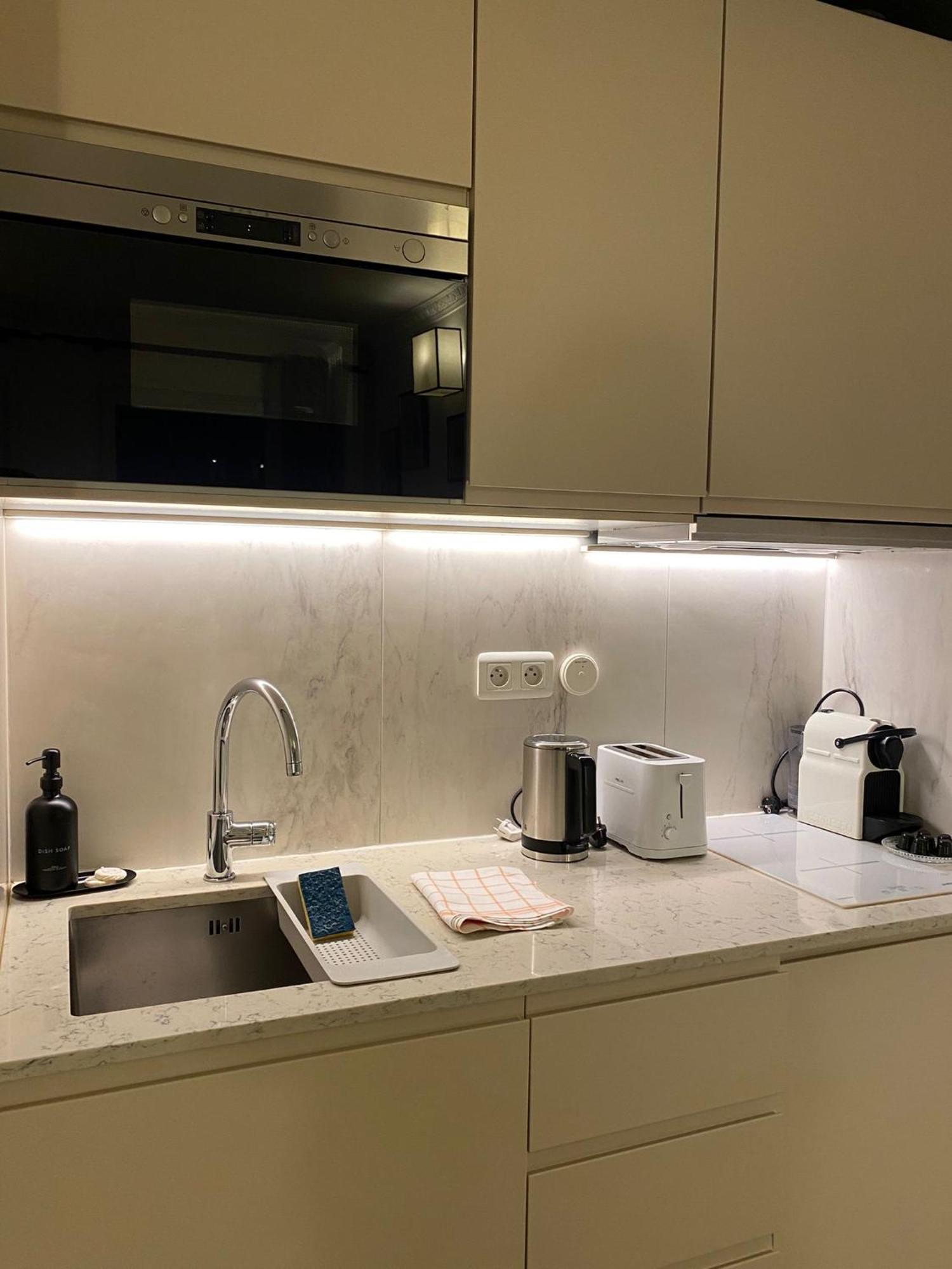 פריז Cozy Studio 10 Min From Eiffel Tower Invalides Beaugrenelle מראה חיצוני תמונה
